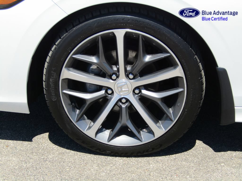 Used 2023 Honda Civic Touring image 13