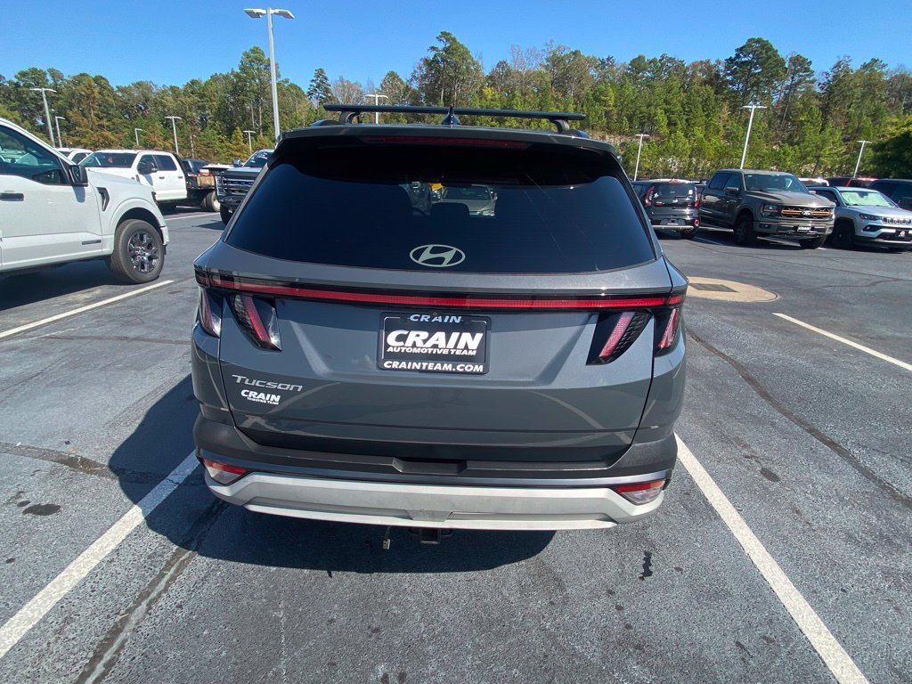 Used 2025 Hyundai Tucson SEL FWD image 6