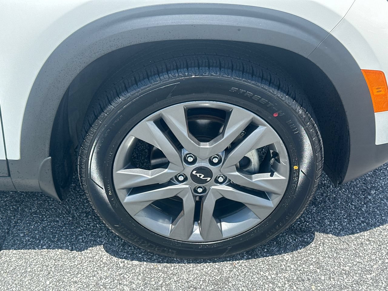 Used 2022 Kia Seltos S FWD image 14