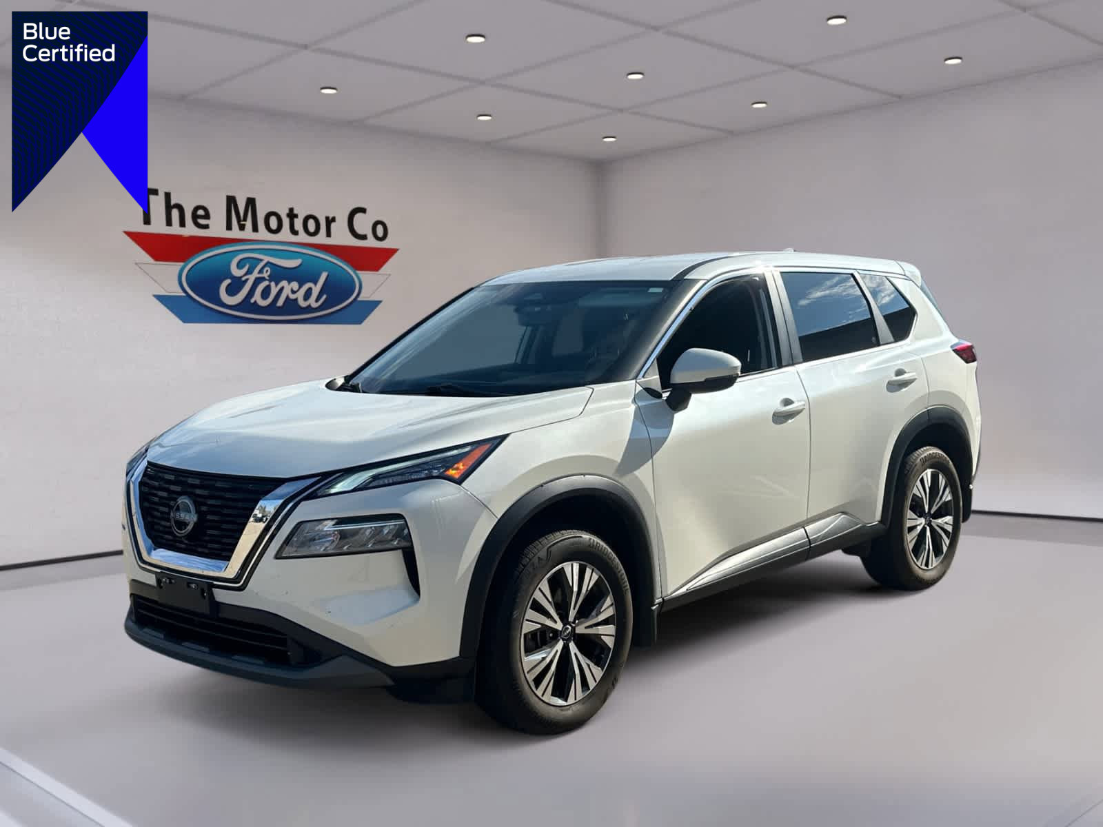 Used 2022 Nissan Rogue SV image 1