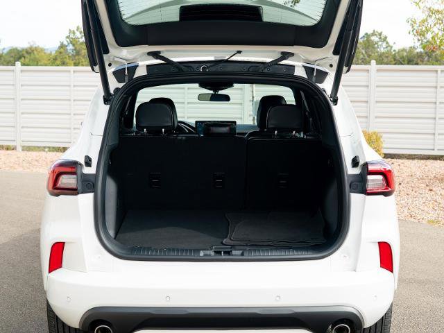 Certified 2024 Ford Escape ST-Line w/ Tech Pack #1 image 6