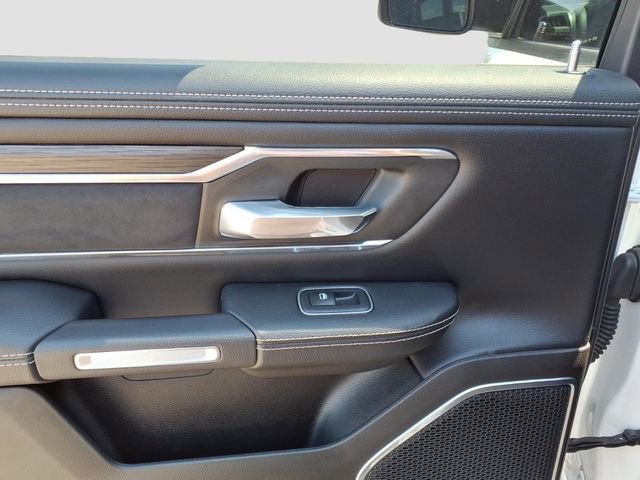 Used 2023 RAM 1500 Laramie AWD/4WD image 8