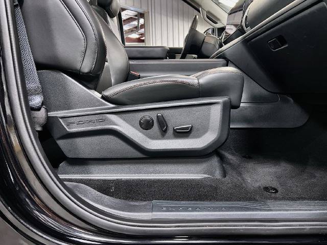 Certified 2025 Ford Expedition Active AWD/4WD image 32