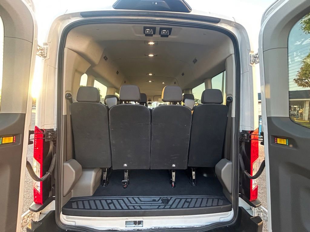 Certified 2024 Ford Transit 350 XLT image 32