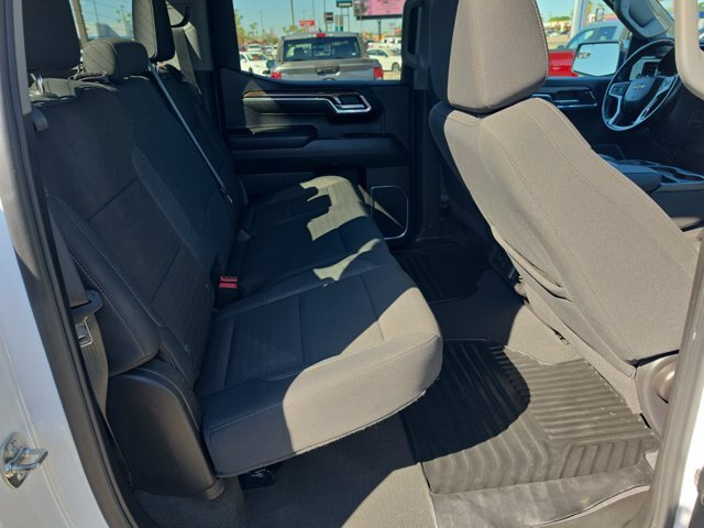 Used 2025 Chevrolet Silverado 1500 LT AWD/4WD image 16