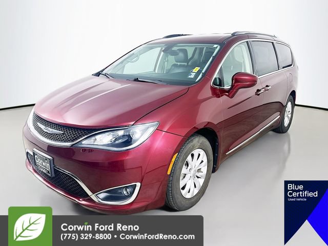 Used 2019 Chrysler Pacifica Touring-L FWD image 3