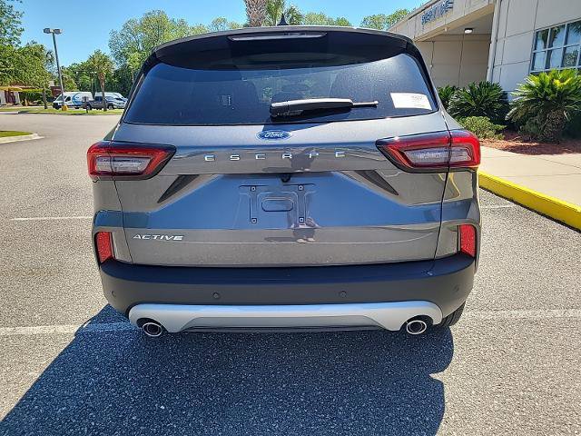 Certified 2024 Ford Escape Active w/ Tech Pack #2 image 2