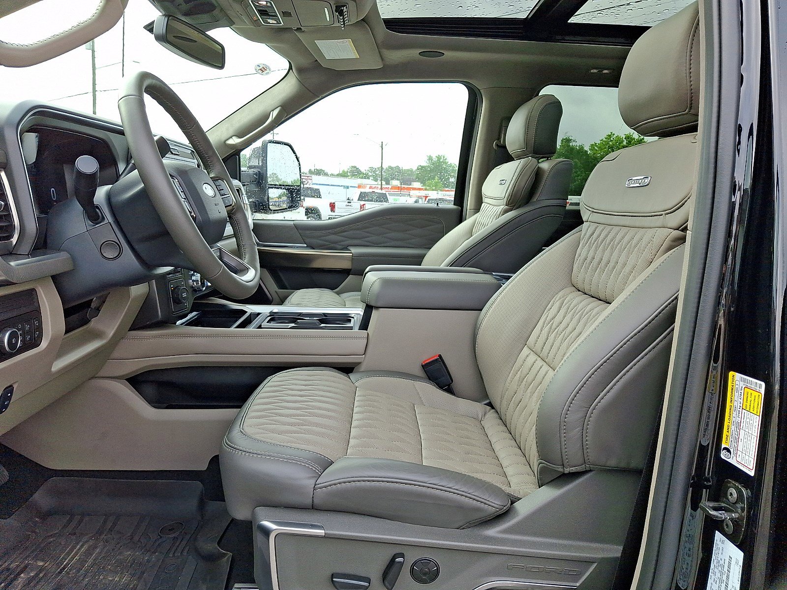 Certified 2026 Ford F450 Platinum w/ Platinum Plus Package AWD/4WD image 12