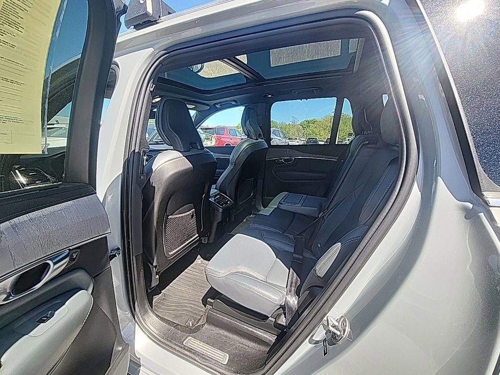 Used 2024 Volvo XC90 B6 Ultimate AWD/4WD image 10