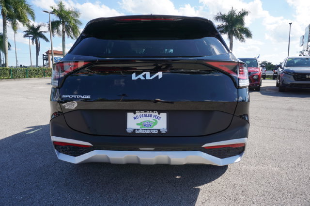 Used 2025 Kia Sportage EX w/ Premium Package FWD image 35