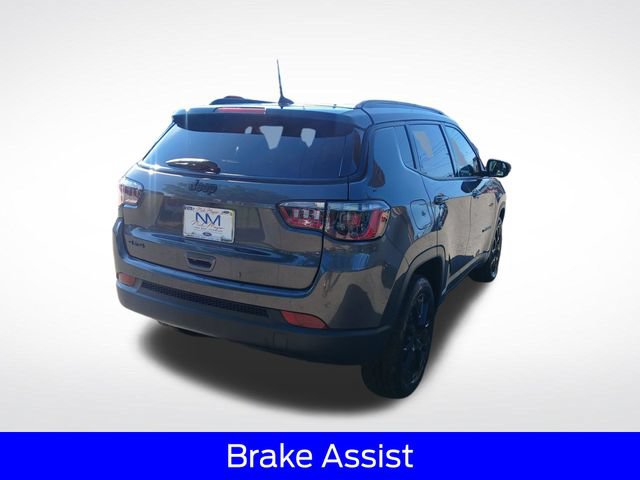 Used 2023 Jeep Compass Latitude AWD/4WD image 10