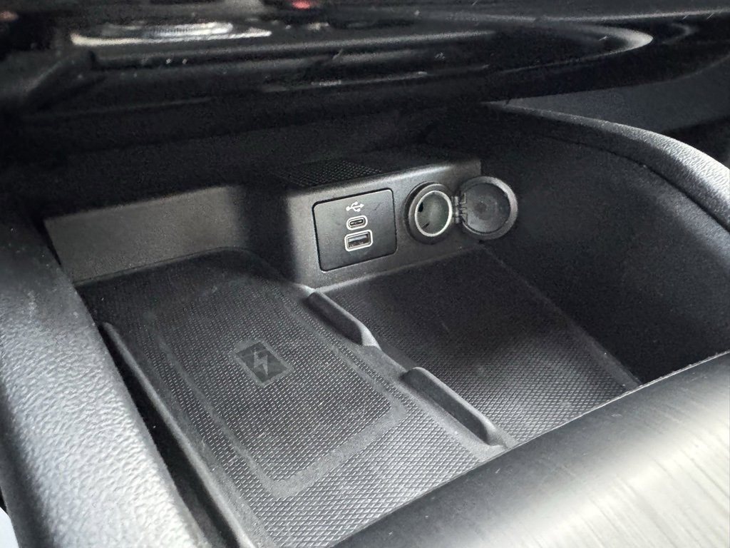 Certified 2025 Ford Escape Platinum image 23