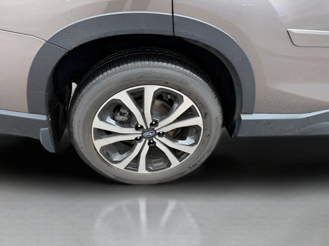 Used 2023 Subaru Forester Limited AWD/4WD image 24