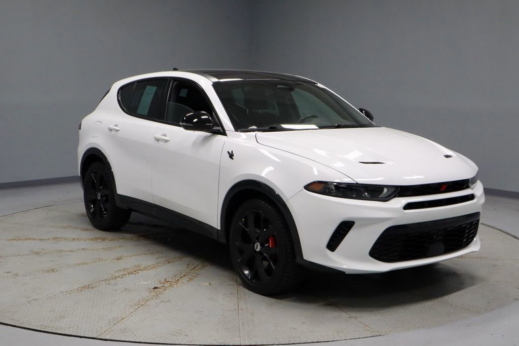 Used 2024 Dodge Hornet R/T Plus AWD/4WD image 7