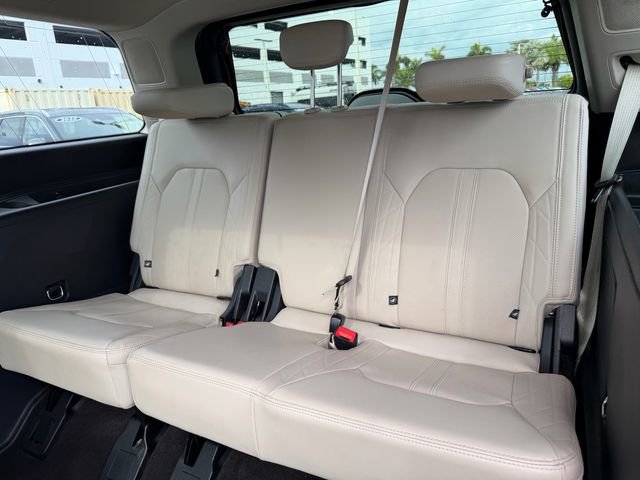 Certified 2023 Ford Expedition Platinum RWD image 10