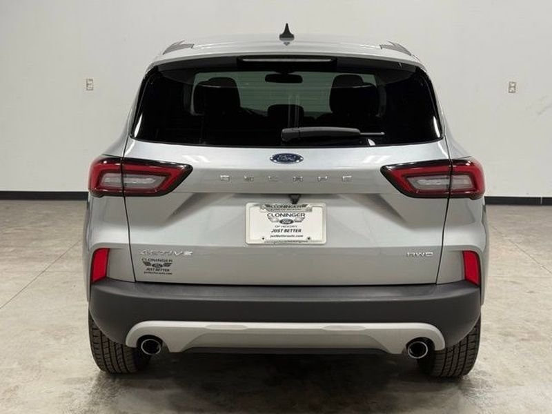Certified 2024 Ford Escape Active image 10