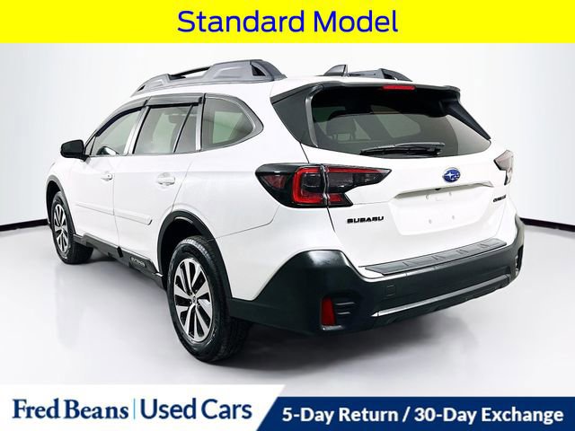 Used 2020 Subaru Outback Premium image 3