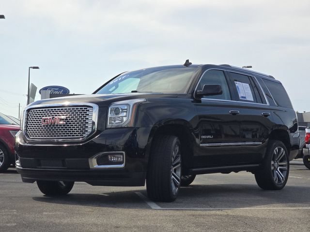Used 2017 GMC Yukon Denali w/ Open Road Package AWD/4WD image 12