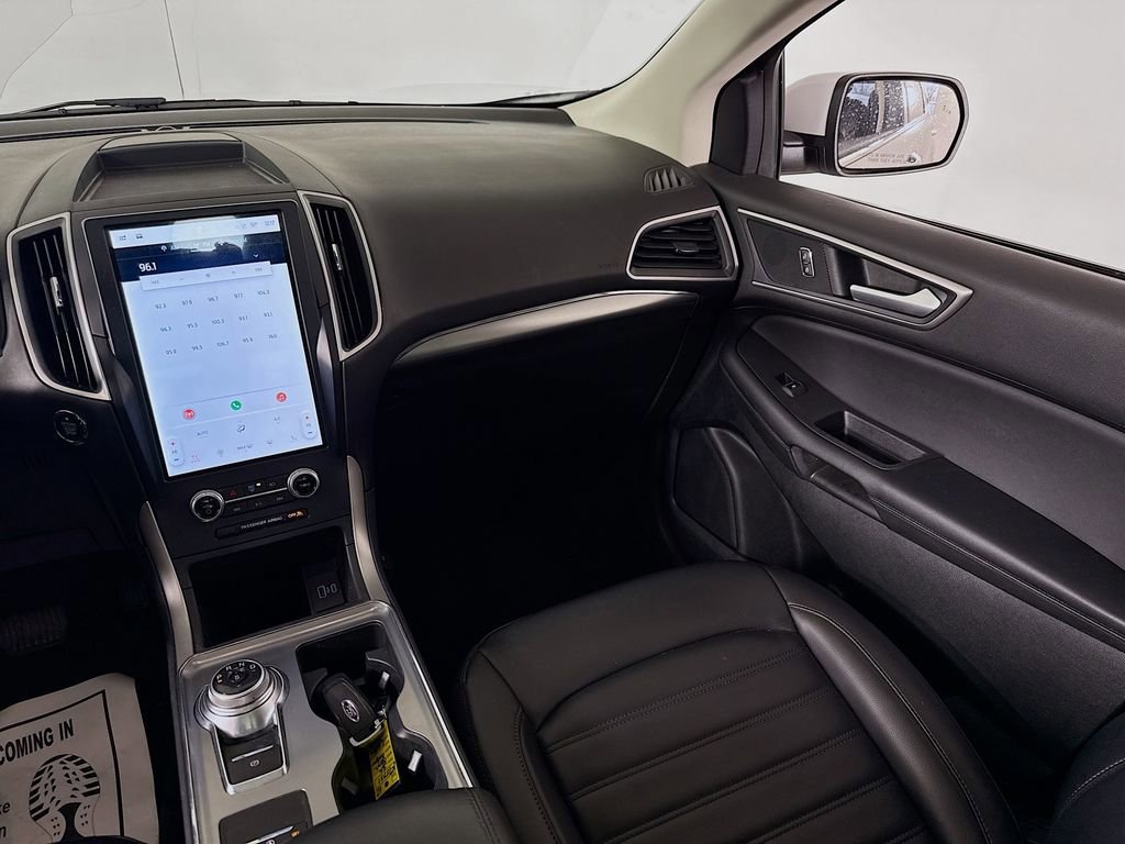 Certified 2022 Ford Edge SEL w/ Convenience Package image 24