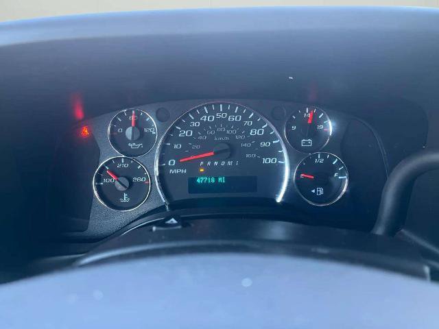 Used 2023 Chevrolet Express 2500 w/ Driver Convenience Package RWD image 16