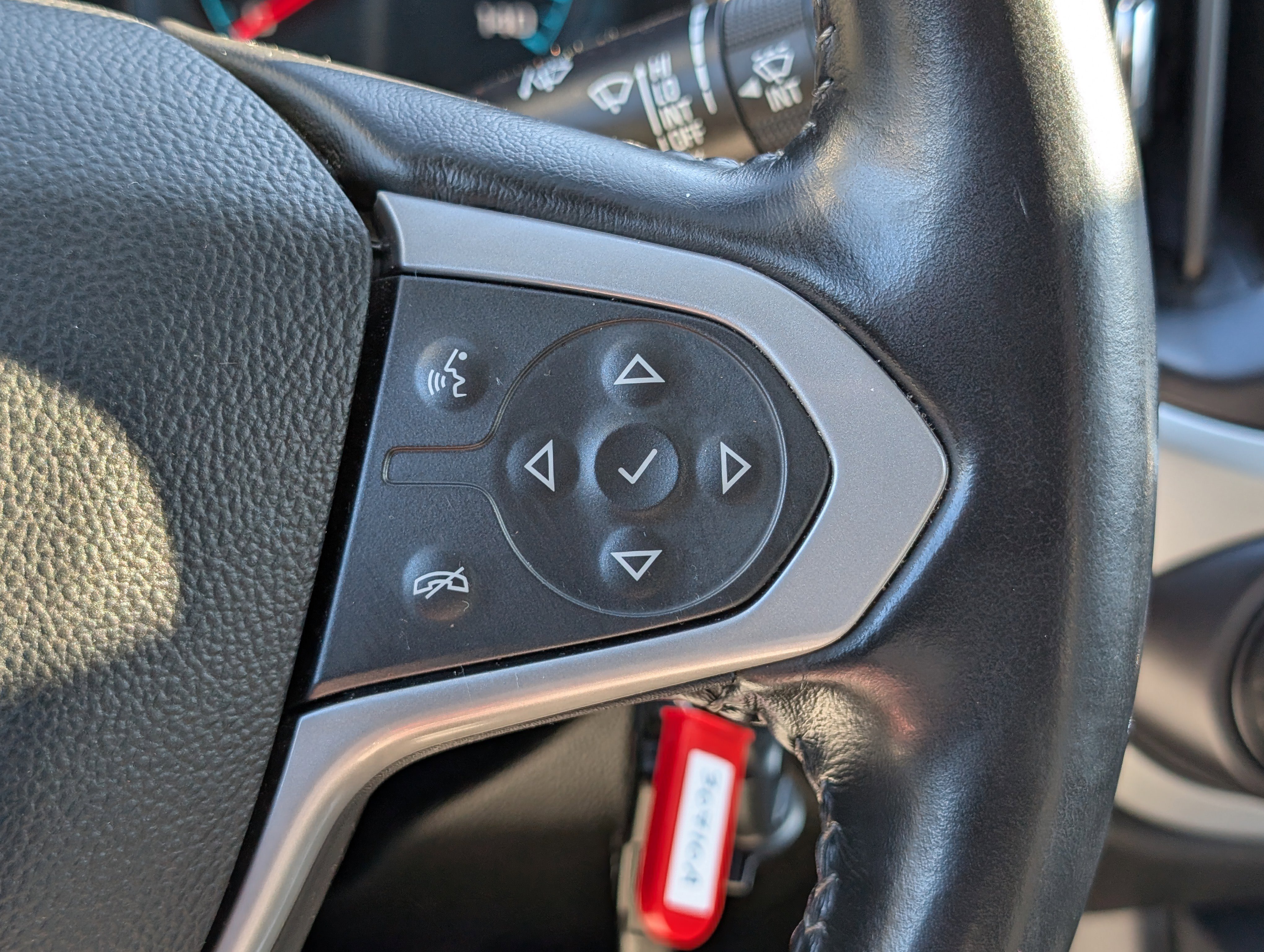 Used 2021 Chevrolet Colorado LT w/ LT Convenience Package image 23