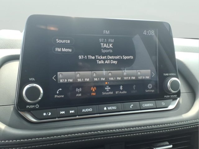 Used 2026 Nissan Rogue SV FWD image 15