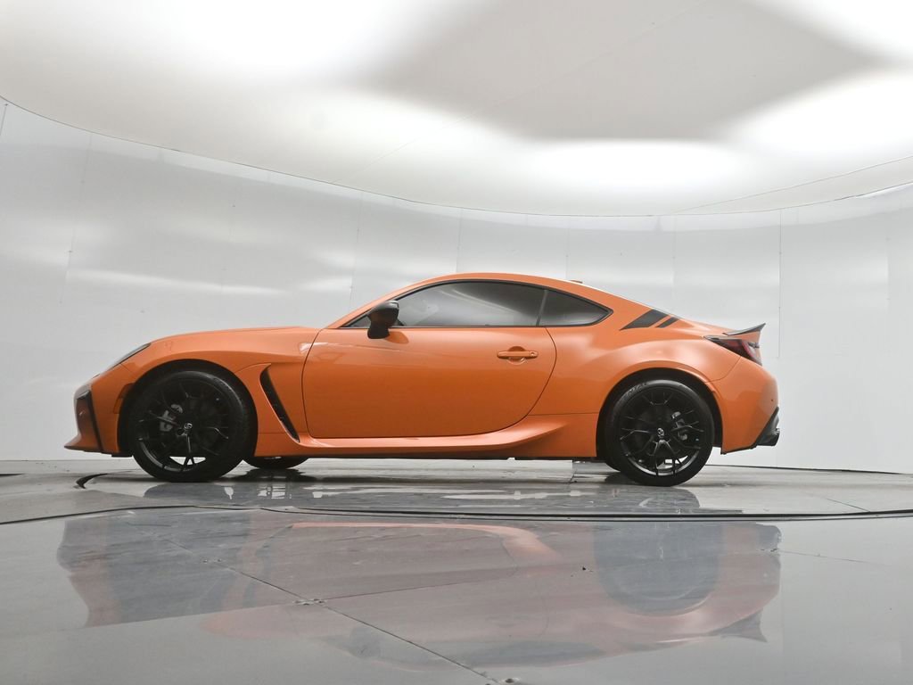 Used 2023 Toyota GR86 10th Anniversary SE RWD image 49