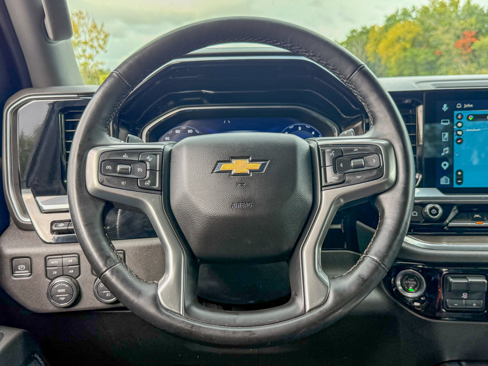 Used 2023 Chevrolet Silverado 1500 LTZ w/ Technology Package AWD/4WD image 34