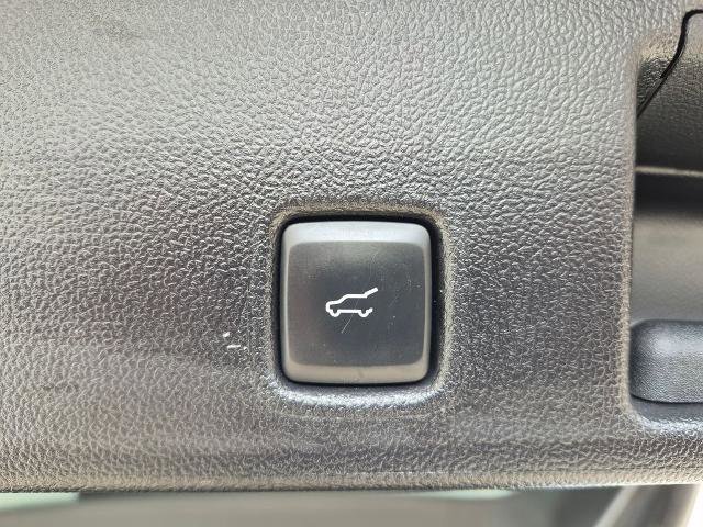 Certified 2022 Ford Escape SEL w/ SEL Stealth AWD Package image 9