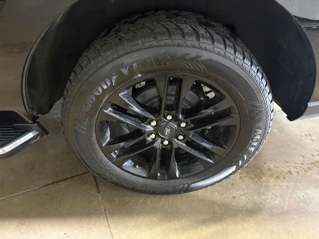 Certified 2022 Ford Expedition XLT w/ Equipment Group 202A AWD/4WD image 27