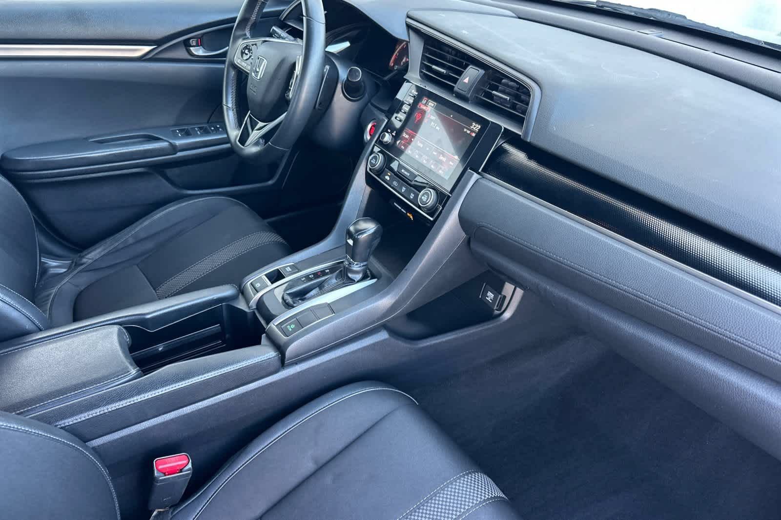 Used 2021 Honda Civic Sport image 16