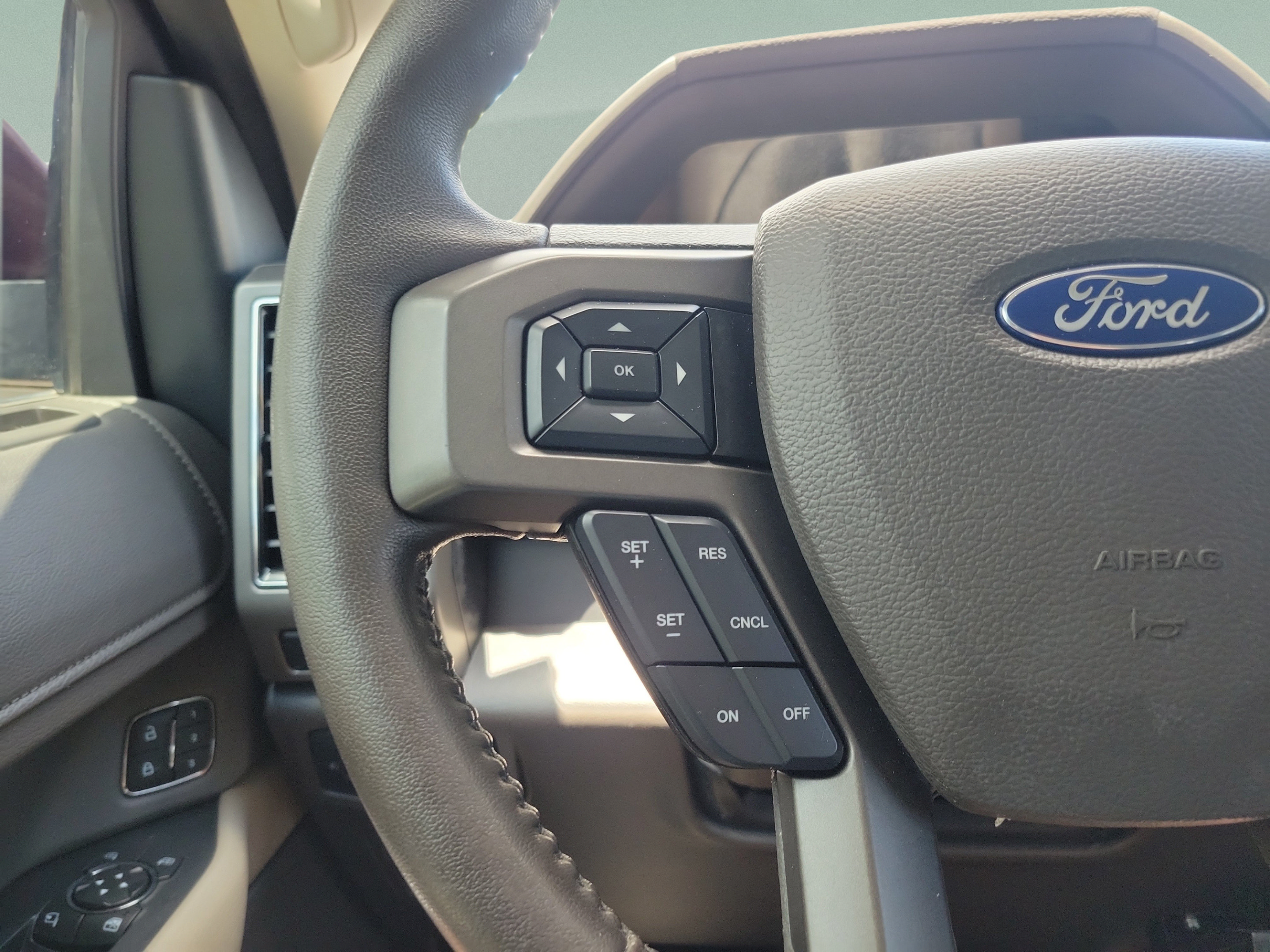Certified 2020 Ford Expedition XLT w/ Equipment Group 202A RWD image 21