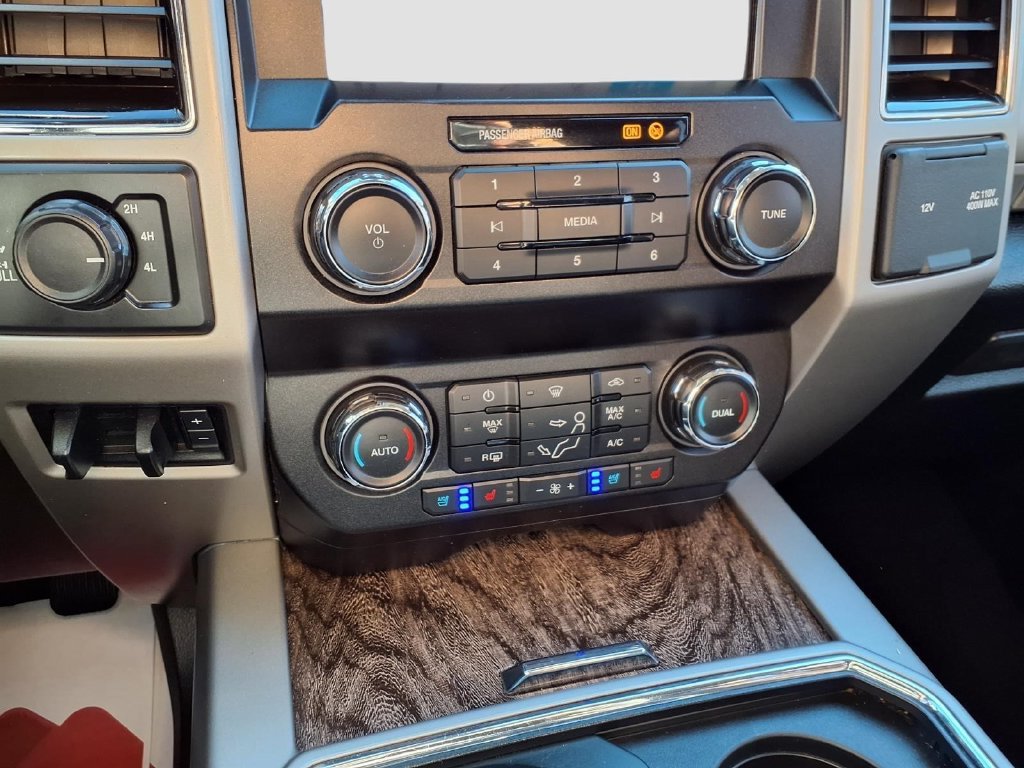 Certified 2019 Ford F250 Lariat w/ Lariat Ultimate Package AWD/4WD image 14