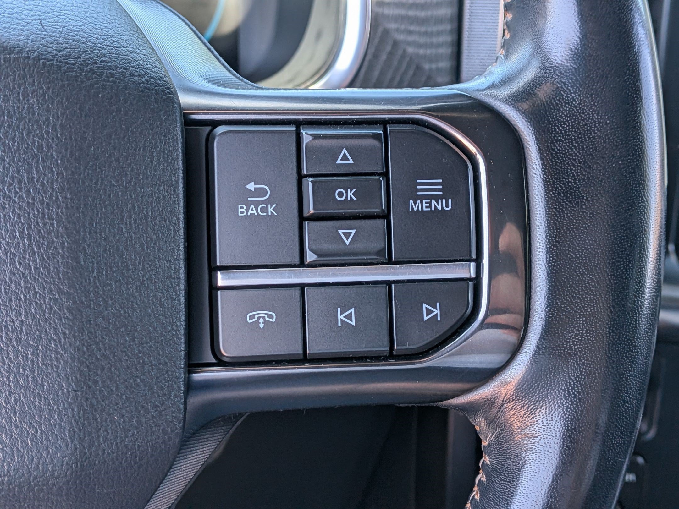 Certified 2023 Ford F150 Platinum w/ FX4 Off-Road Package AWD/4WD image 19