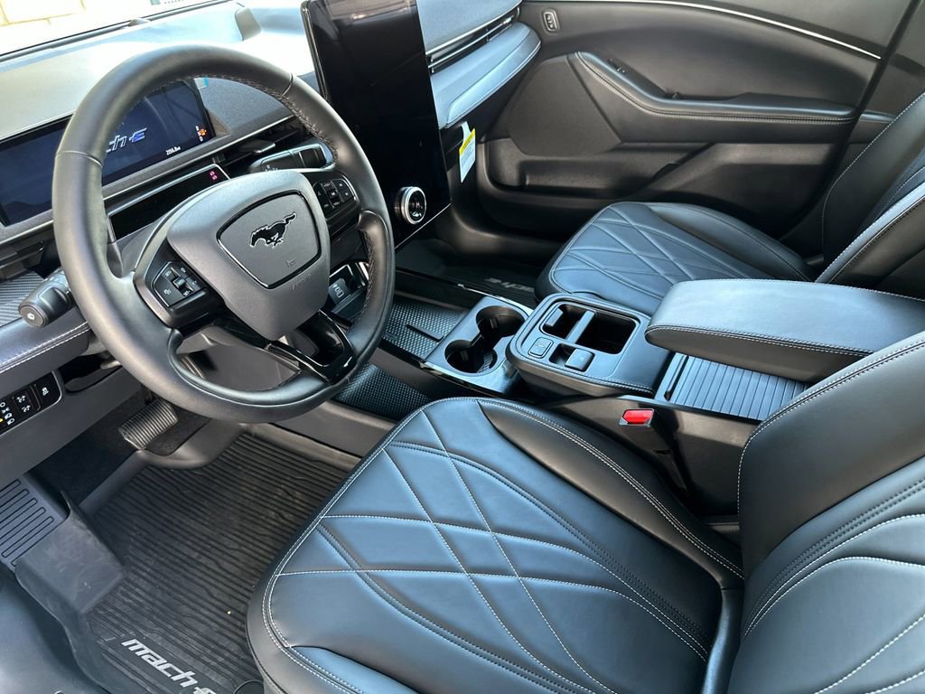 Certified 2025 Ford Mustang Mach-E Select w/ Comfort Package Lite image 10
