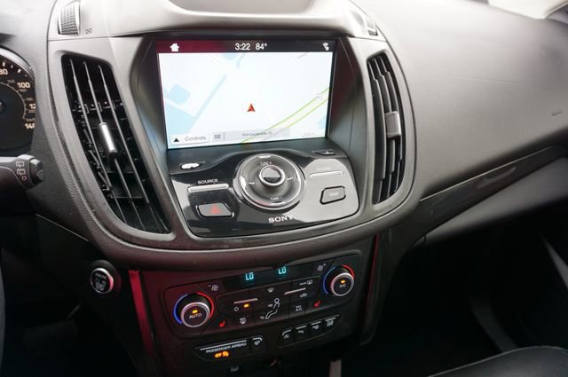 Certified 2018 Ford Escape Titanium FWD image 9