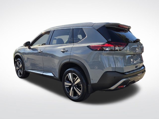 Used 2023 Nissan Rogue SL w/ SL Premium Package FWD image 7