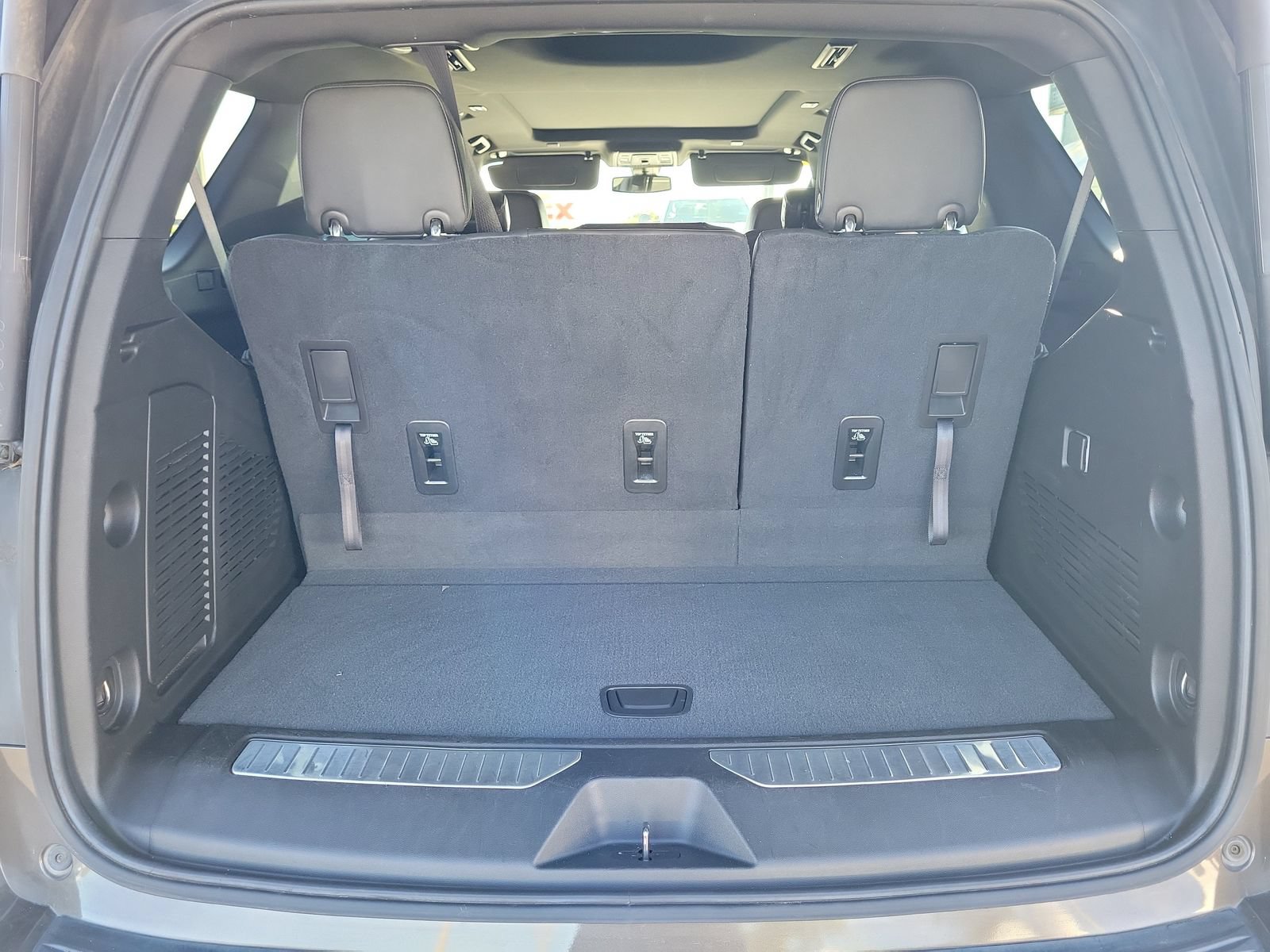 Used 2021 Chevrolet Tahoe RST RWD image 7