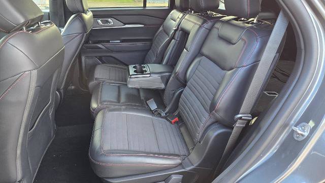 Certified 2025 Ford Explorer ST-Line w/ ST-Line Street Pack image 11