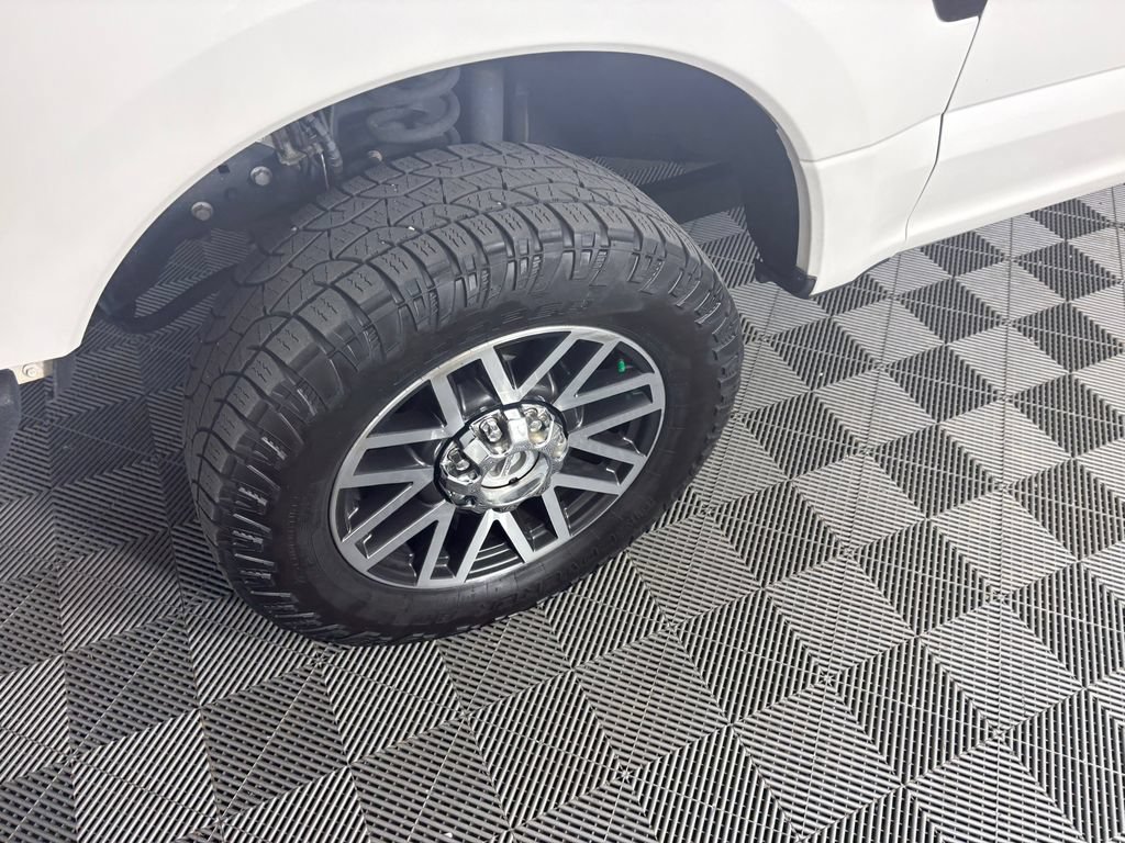 Certified 2019 Ford F250 Lariat w/ Lariat Ultimate Package AWD/4WD image 9