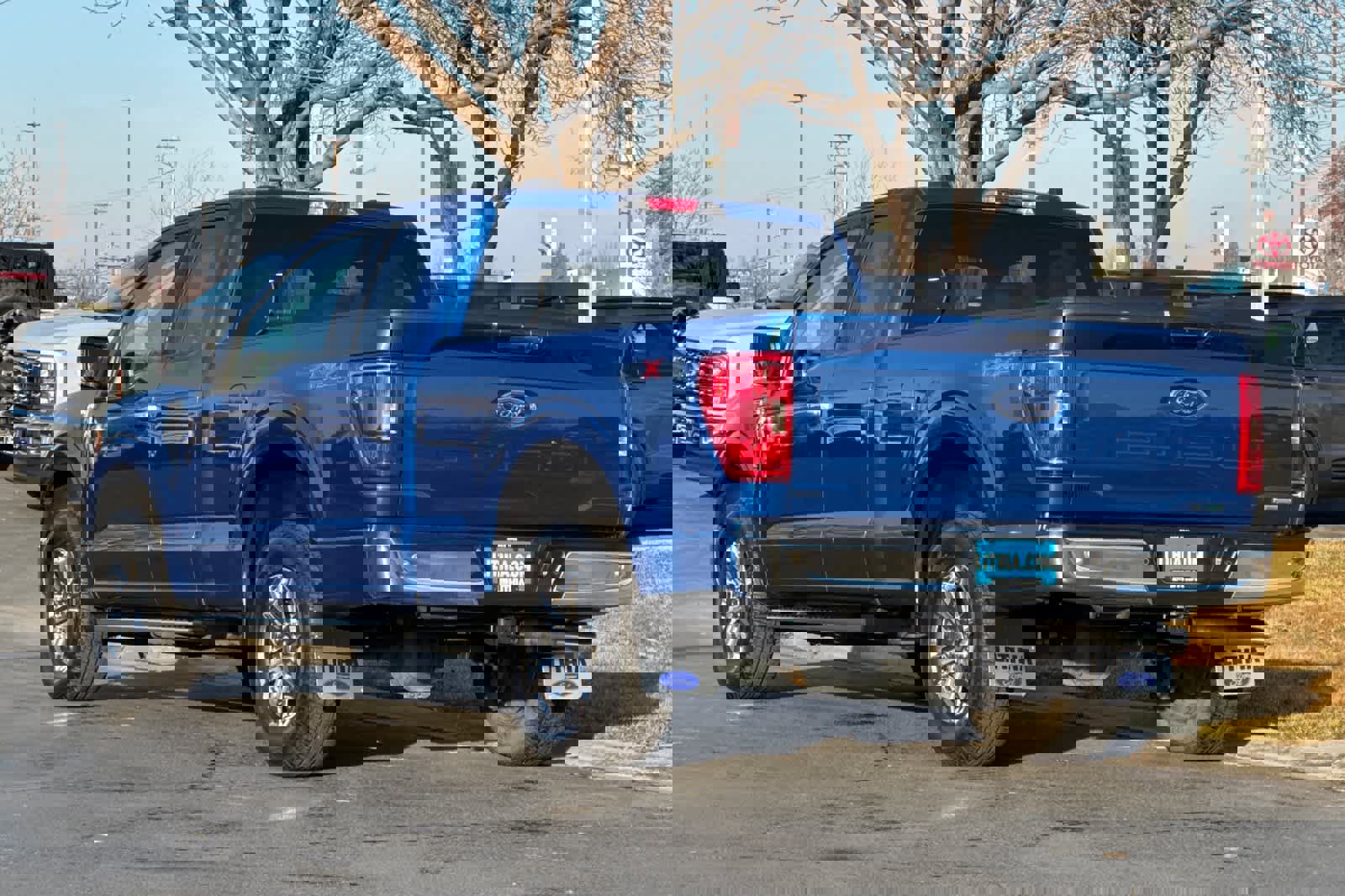 Certified 2022 Ford F150 XLT w/ Equipment Group 302A High image 3