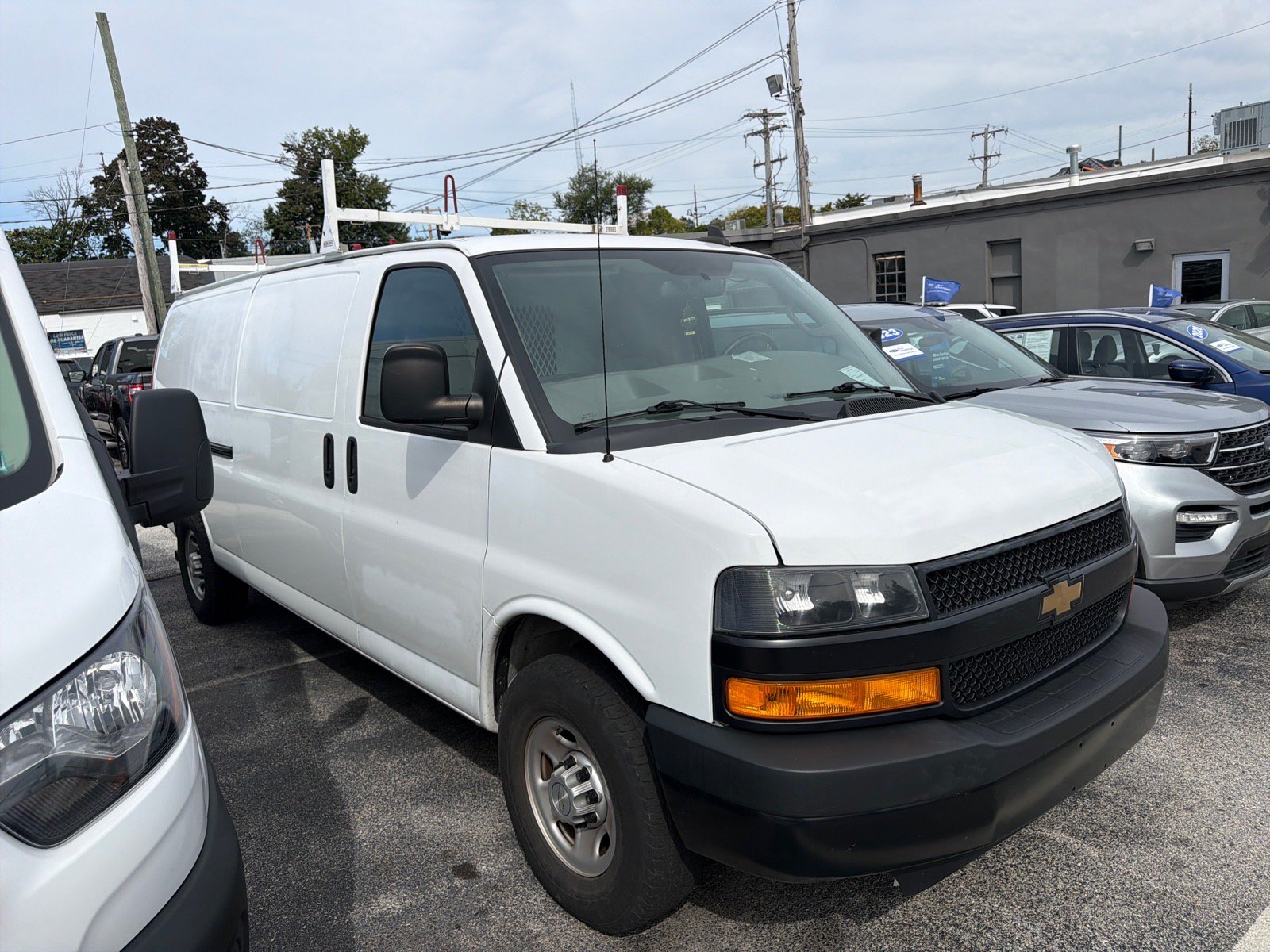 Used 2021 Chevrolet Express 2500 Extended w/ Driver Convenience Package RWD image 2