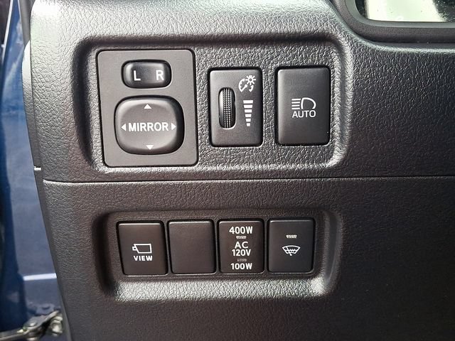 Used 2022 Toyota 4Runner TRD Sport w/ Technology Package AWD/4WD image 27
