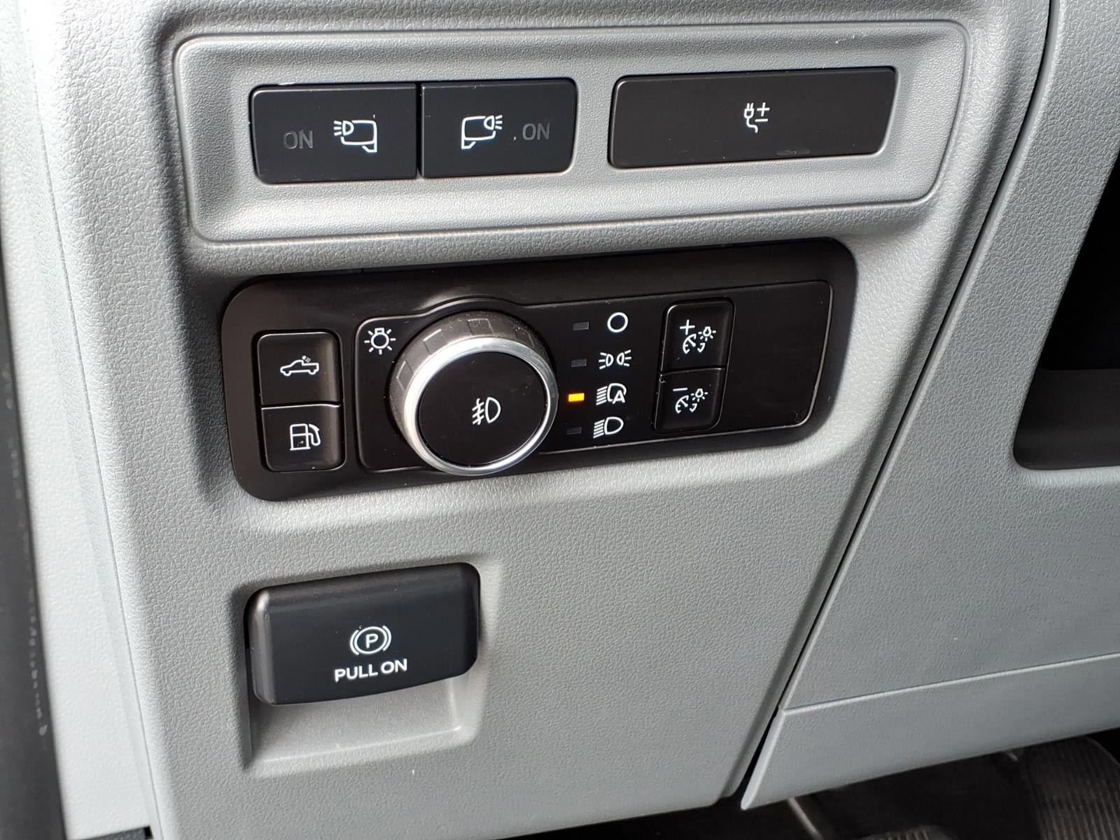 Certified 2023 Ford F150 XL w/ XL Chrome Appearance Package RWD image 24