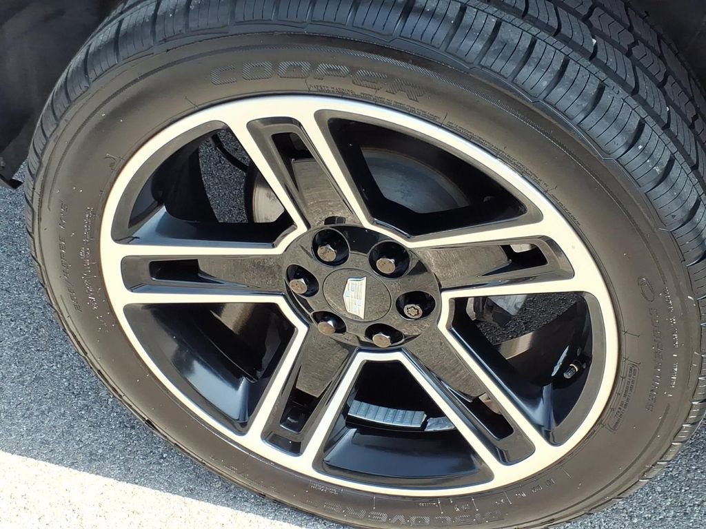 Used 2019 Cadillac Escalade Luxury RWD image 9