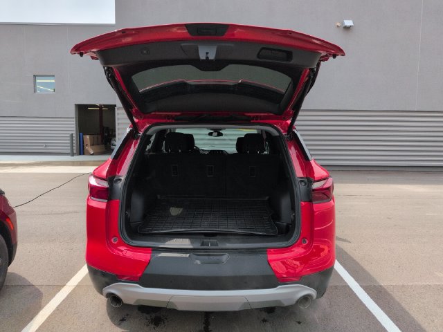 Used 2021 Chevrolet Blazer LT FWD image 18