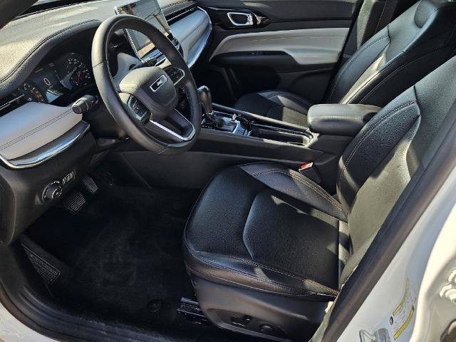 Used 2024 Jeep Compass Limited AWD/4WD image 17