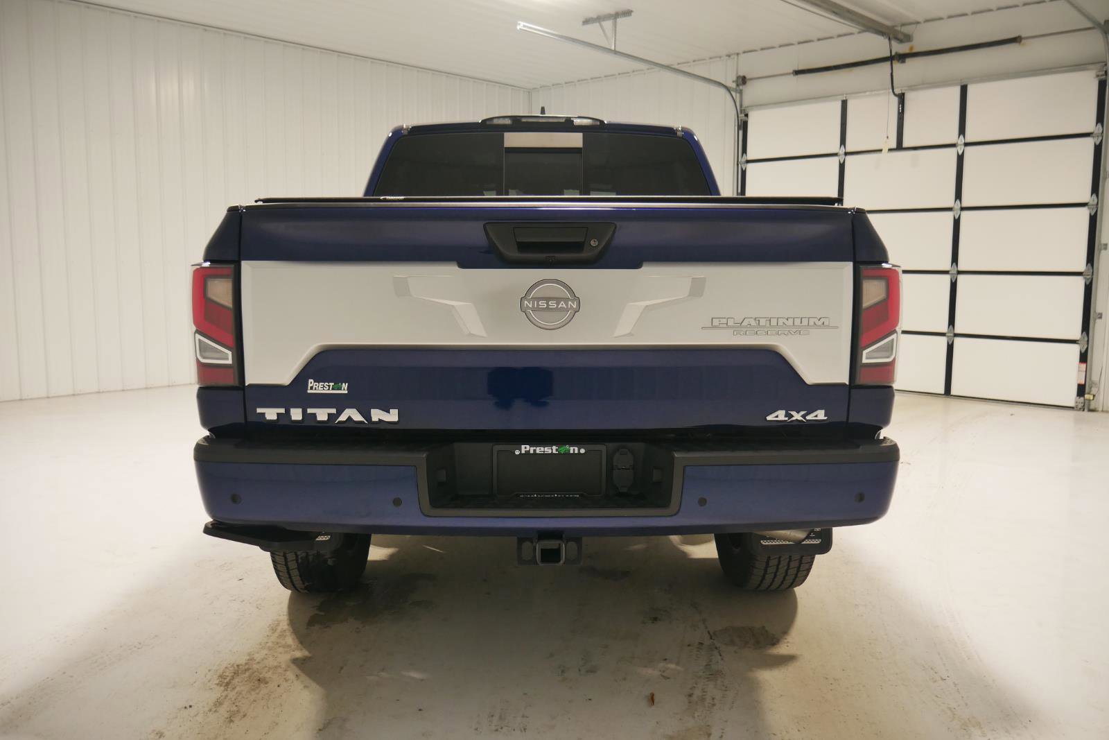 Used 2023 Nissan Titan Platinum Reserve w/ Moonroof Package image 6
