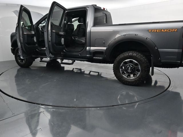 Certified 2024 Ford F250 Platinum w/ Tremor Off-Road Package AWD/4WD image 42