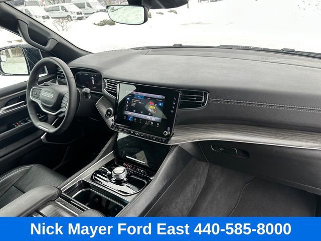 Used 2024 Jeep Wagoneer Series II AWD/4WD image 11